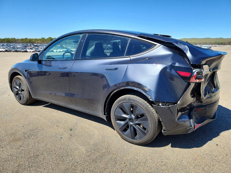 Продажа на аукционе авто 2024 Tesla Model Y, vin: 7SAYGDED6RF211836, номер лота: 49014086