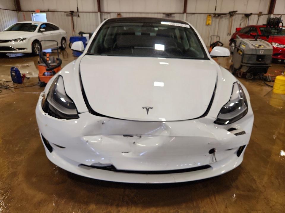 50141016 :رقم المزاد ، 5YJ3E1EA8MF867353 vin ، 2021 Tesla Model 3 مزاد بيع
