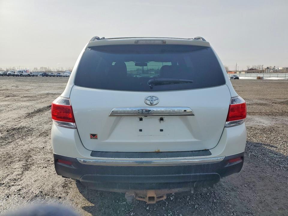 Продажа на аукционе авто 2012 Toyota Highlander, vin: 5TDBK3EH0CS152199, номер лота: 48292306