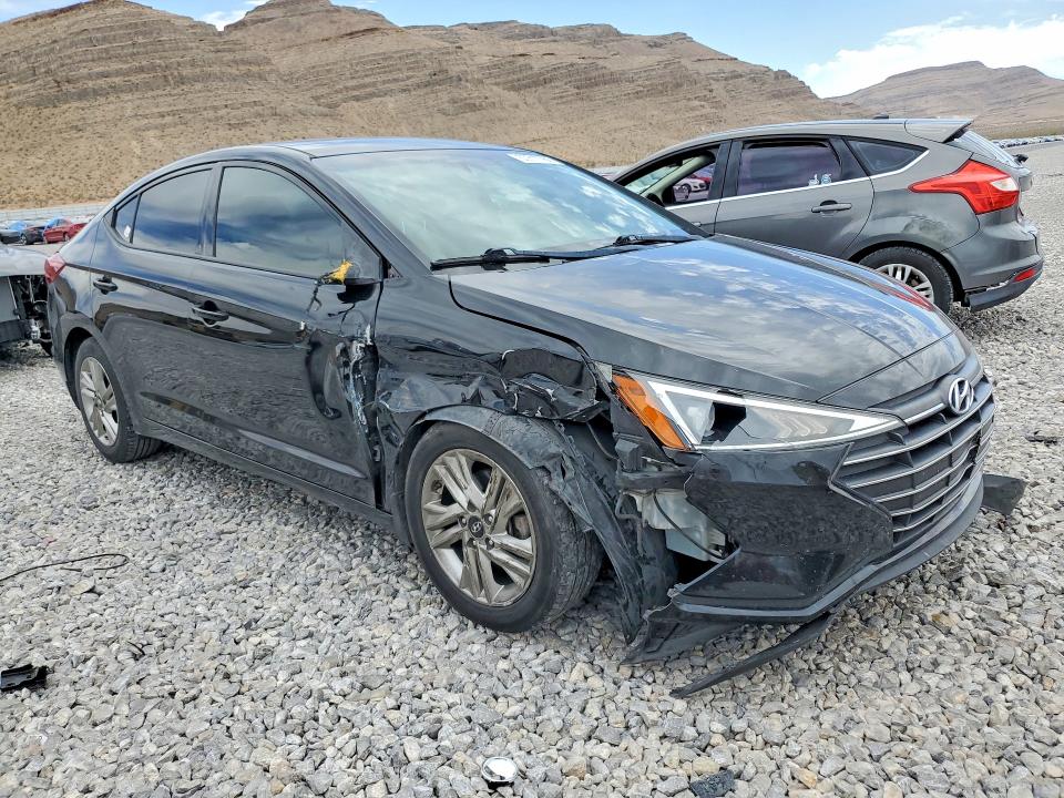 50617786 :رقم المزاد ، 5NPD84LFXLH516410 vin ، 2020 Hyundai Elantra مزاد بيع