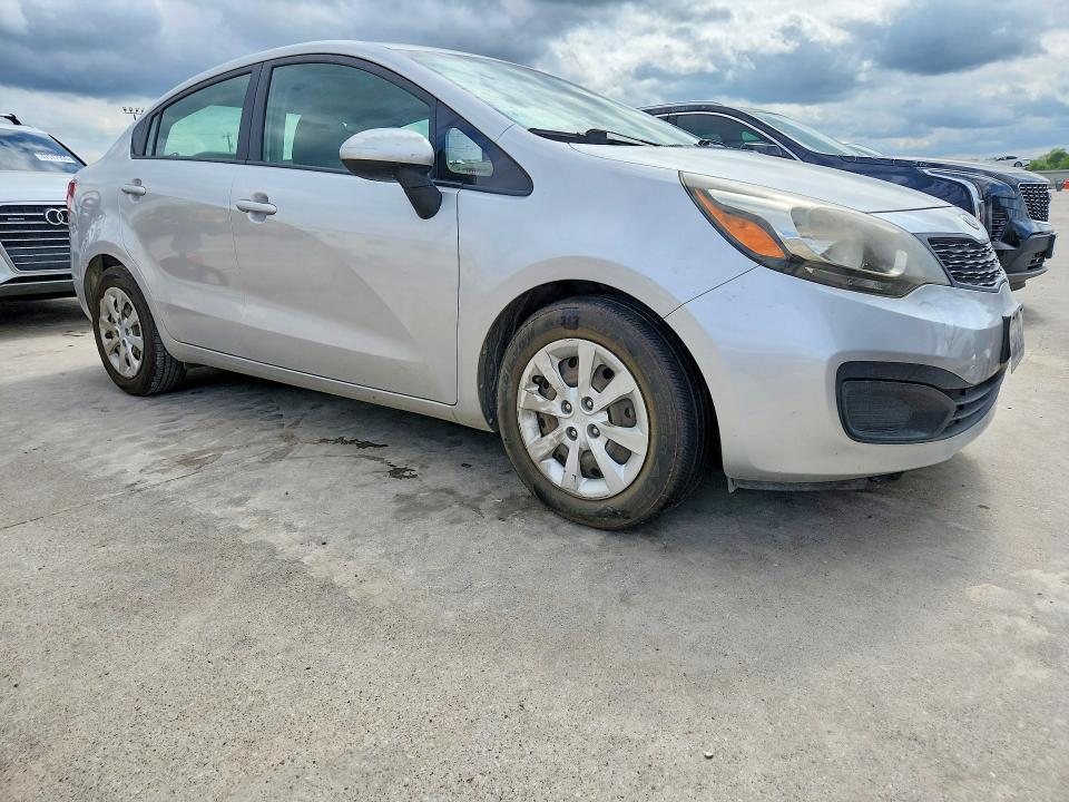 48051496 :رقم المزاد ، KNADM4A35D6109740 vin ، 2013 Kia Rio مزاد بيع