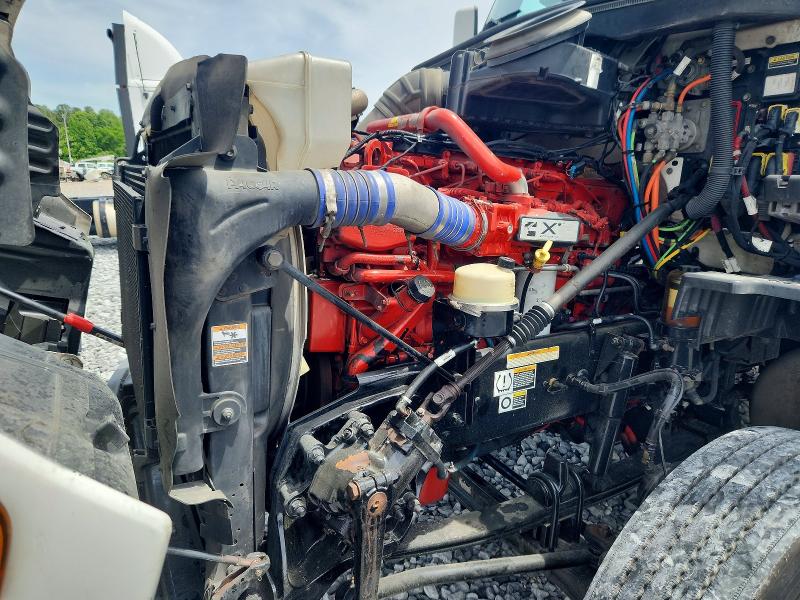Продажа на аукционе авто 2018 Peterbilt 579, vin: 1XPBA48X4JD478378, номер лота: 50602896
