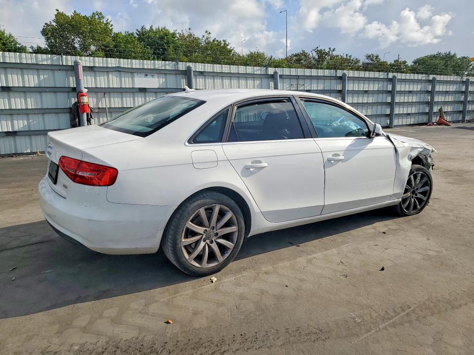 2013 Audi A4 მანქანა იყიდება აუქციონზე, vin: WAUAFAFL4DN038671, აუქციონის ნომერი: 48316616