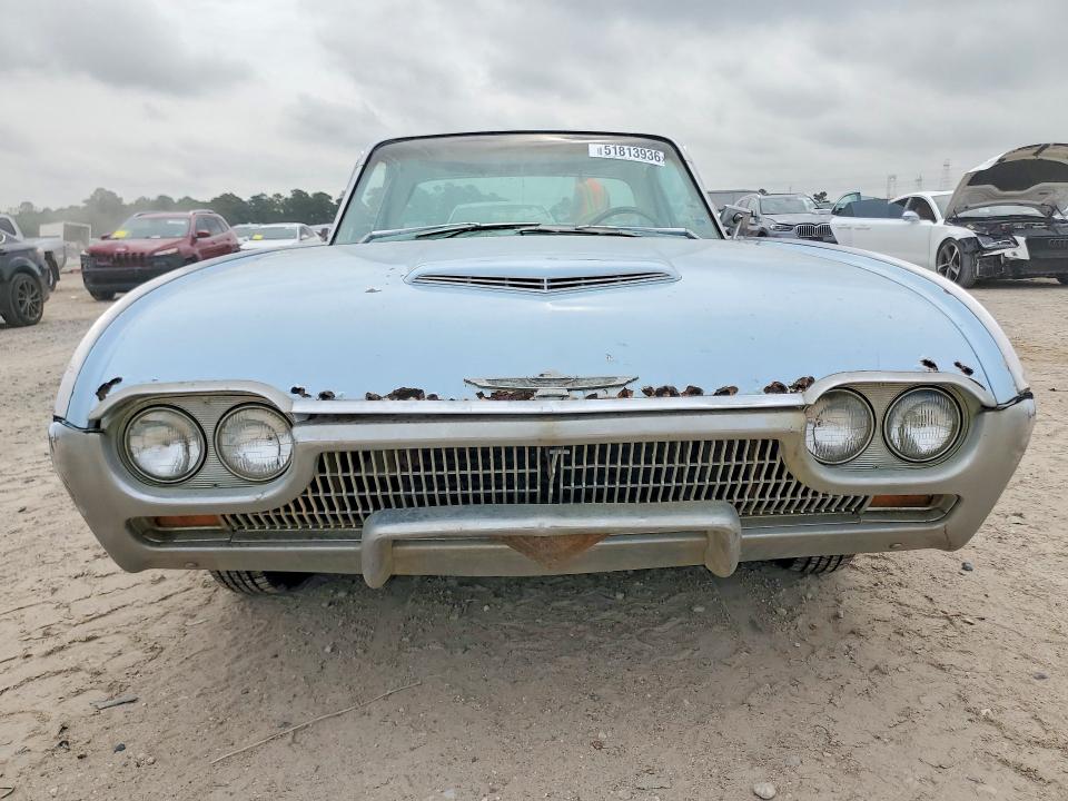 Продажа на аукционе авто 1963 Ford Thunderbird, vin: 3Y83Z122522, номер лота: 51813936