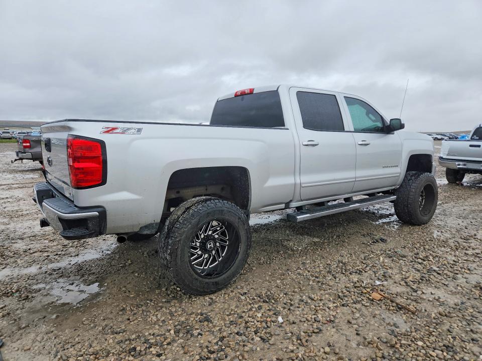 2017 Chevrolet Silverado მანქანა იყიდება აუქციონზე, vin: 3GCUKREC5HG271226, აუქციონის ნომერი: 51139976