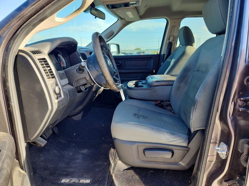 49564186 :رقم المزاد ، 1C6RR6FG2KS628189 vin ، 2019 Ram 1500 Classic مزاد بيع