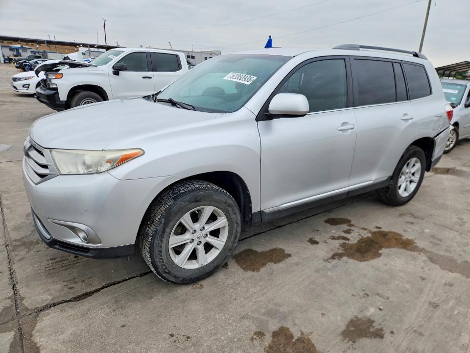 Auction sale of the 2013 Toyota Highlander, vin: 5TDZA3EHXDS032008, lot number: 52060936