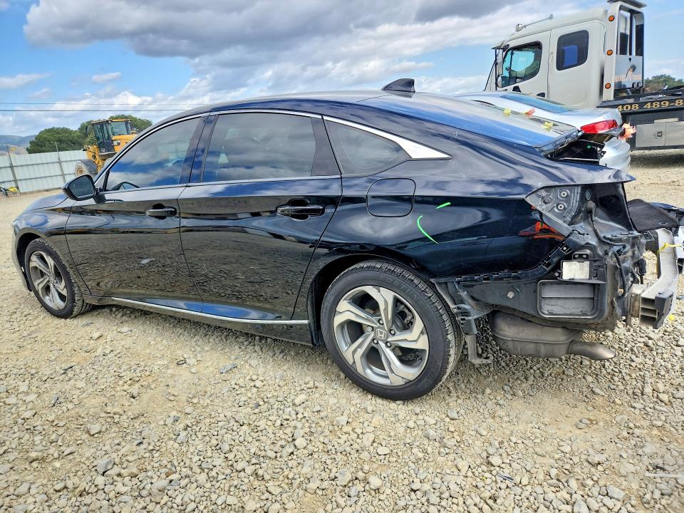 Auction sale of the 2018 Honda Accord, vin: 1HGCV1F44JA114854, lot number: 51369336