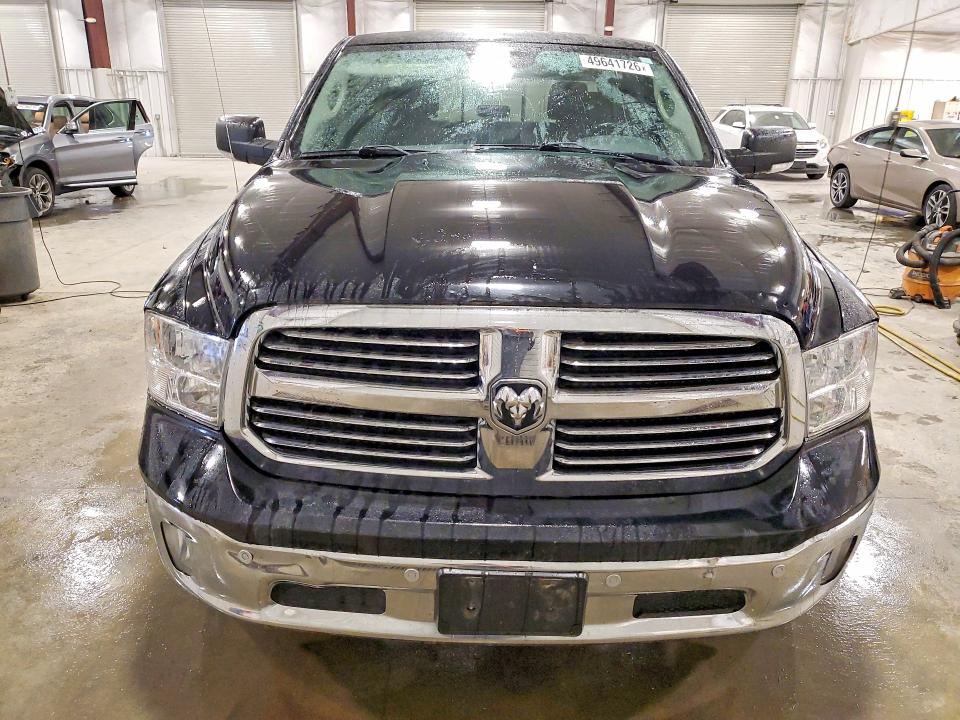 49641726 :رقم المزاد ، 1C6RR6LT7KS622390 vin ، 2019 Ram 1500 Classic مزاد بيع