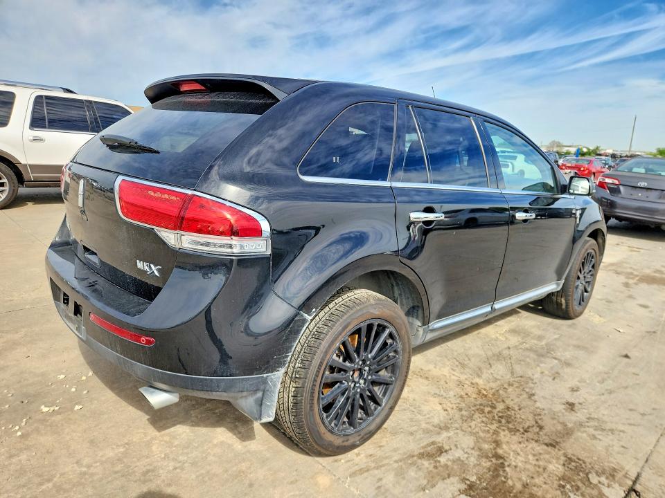 48591756 :رقم المزاد ، 2LMDJ6JK9DBL17359 vin ، 2013 Lincoln Townhouse Mkx مزاد بيع