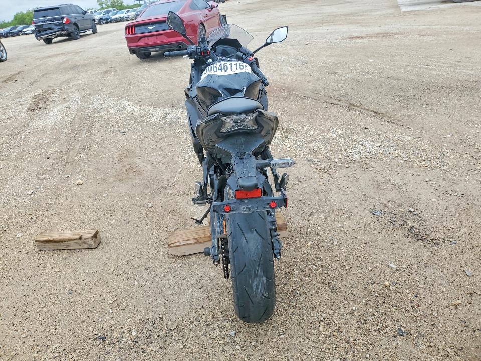 2025 Kawasaki Ex650 მანქანა იყიდება აუქციონზე, vin: ML5EXER12SDAF9470, აუქციონის ნომერი: 50646116
