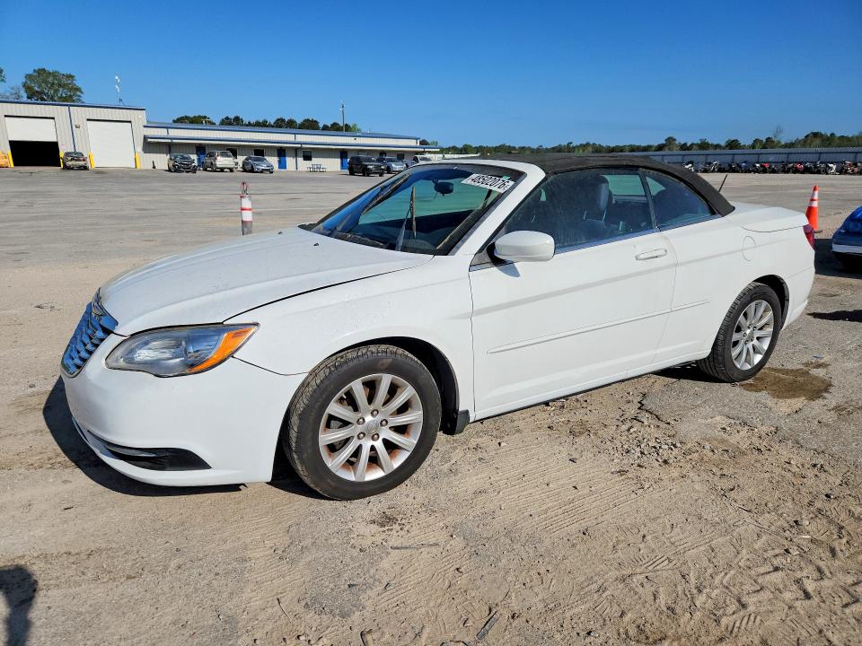 Продаж на аукціоні авто 2013 Chrysler 200, vin: 1C3BCBEG0DN659517, номер лоту: 48502076
