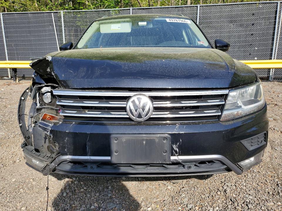 49781966 :رقم المزاد ، 3VV2B7AX4KM079665 vin ، 2019 Volkswagen Tiguan مزاد بيع