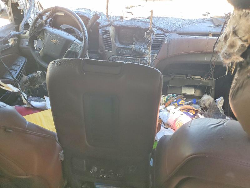 49553506 :رقم المزاد ، 1GNSCKKC8FR114892 vin ، 2015 Chevrolet Suburban مزاد بيع