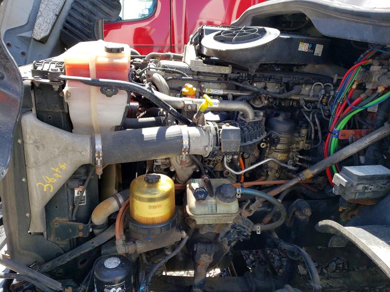 Продаж на аукціоні авто 2016 Freightliner Cascadia 125, vin: 1FUBGEDV9HLHL6948, номер лоту: 50617216