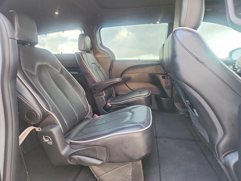 49577486 :رقم المزاد ، 2C4RC1GG7SR561439 vin ، 2025 Chrysler Pacifica مزاد بيع