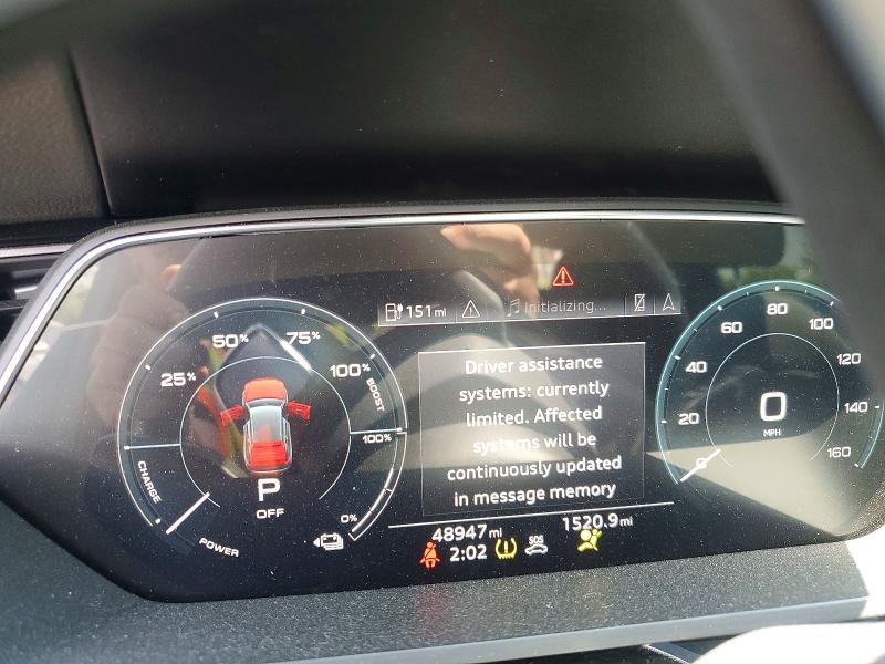 2022 Audi E-tron მანქანა იყიდება აუქციონზე, vin: WA1AAAGE0NB009960, აუქციონის ნომერი: 51321086