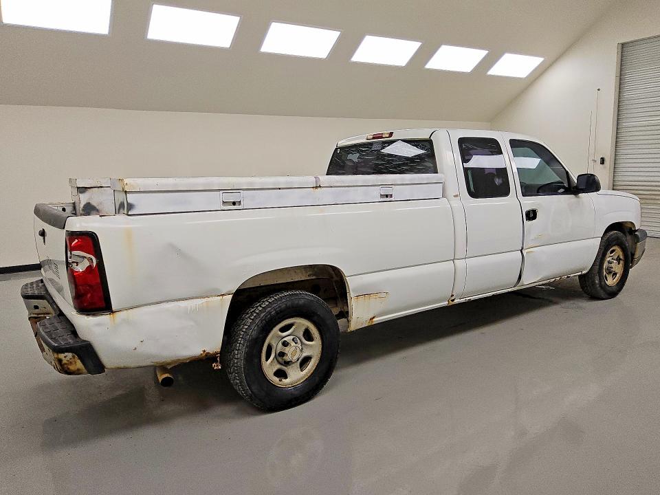 2004 Chevrolet Silverado მანქანა იყიდება აუქციონზე, vin: 1GCEC19T84E195497, აუქციონის ნომერი: 49453976