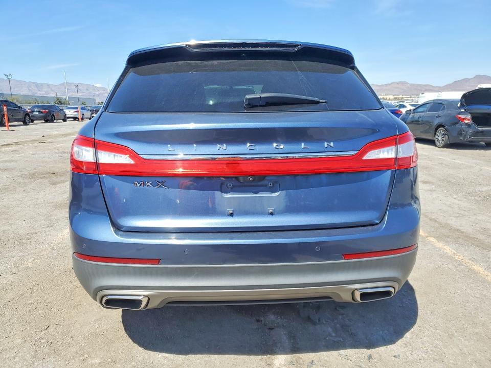 Продажа на аукционе авто 2018 Lincoln Mkx, vin: 2LMPJ6LR6JBL29357, номер лота: 49259796