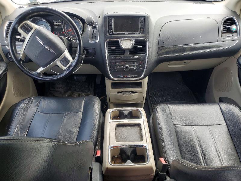 2014 Chrysler Town & Country მანქანა იყიდება აუქციონზე, vin: 2C4RC1BG5ER441747, აუქციონის ნომერი: 48350456