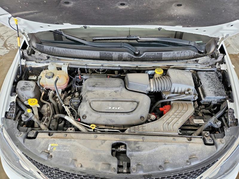 Продаж на аукціоні авто 2018 Chrysler Pacifica, vin: 2C4RC1BG1JR269789, номер лоту: 49230076