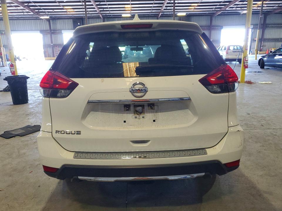 49394686 :رقم المزاد ، JN8AT2MT0HW139781 vin ، 2017 Nissan Rogue مزاد بيع