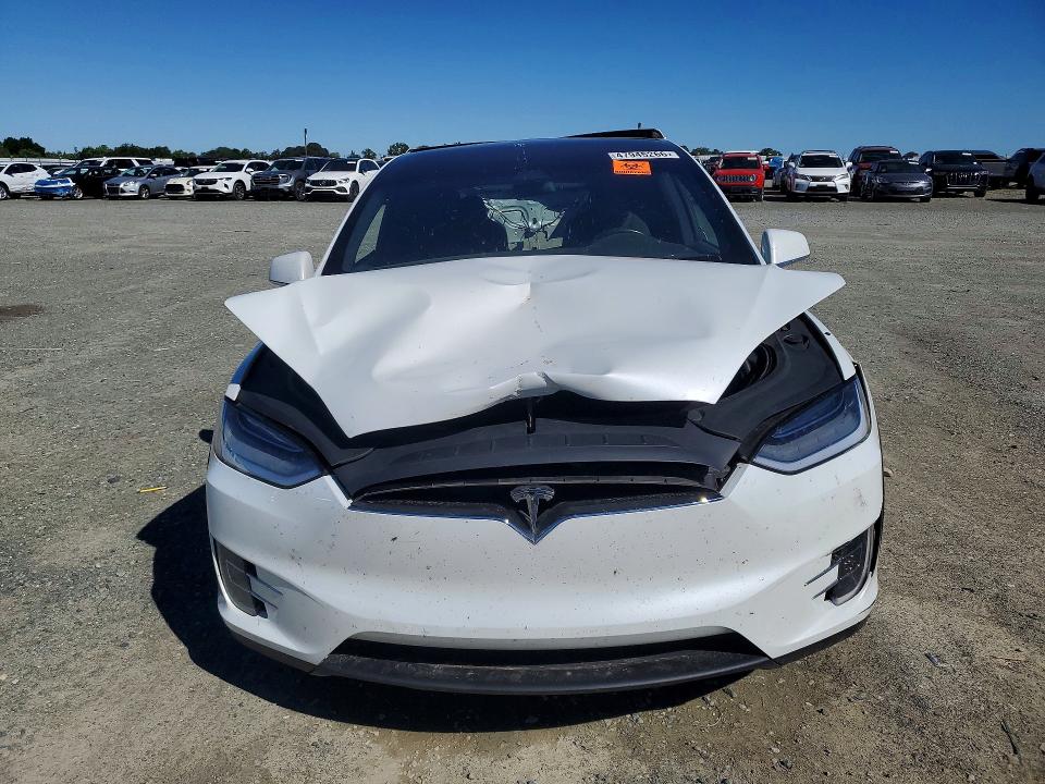 2020 Tesla Model X მანქანა იყიდება აუქციონზე, vin: 5YJXCBE27LF260932, აუქციონის ნომერი: 47945266