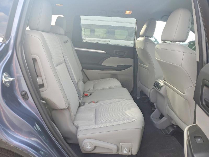 51563256 :رقم المزاد ، 5TDZKRFHXFS063406 vin ، 2015 Toyota Highlander مزاد بيع