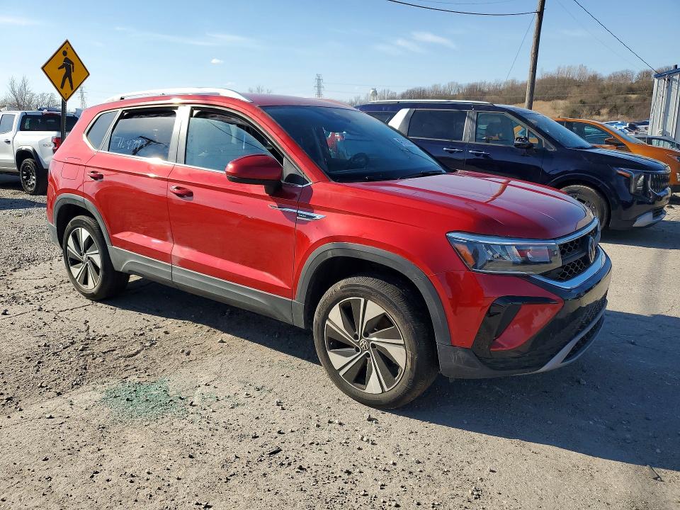 49118336 :رقم المزاد ، 3VVUX7B26RM062180 vin ، 2024 Volkswagen Taos مزاد بيع