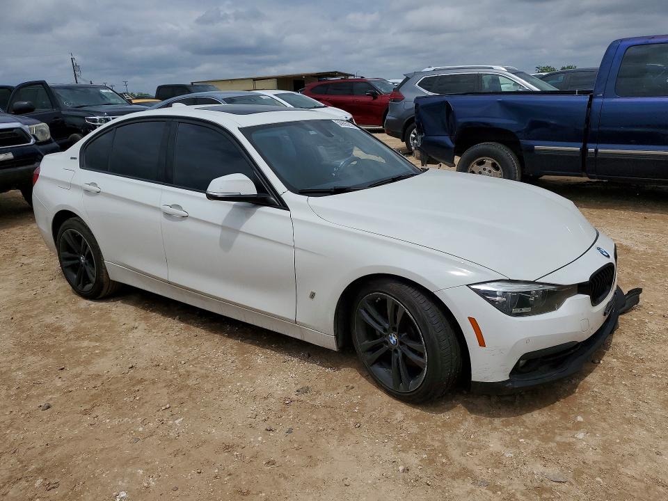Продажа на аукционе авто 2018 Bmw 330e, vin: WBA8E1C51JA758486, номер лота: 50995236