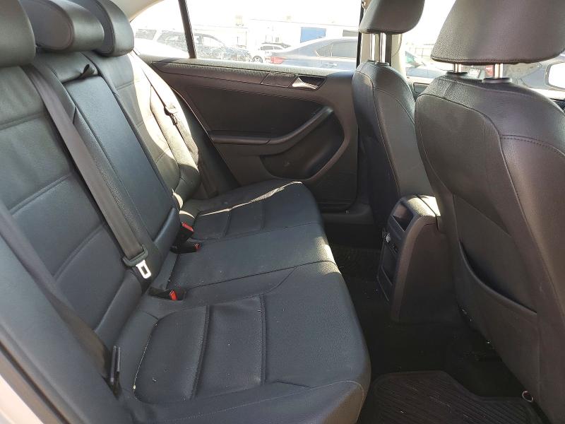 49945666 :رقم المزاد ، 3VWDZ7AJ3BM315542 vin ، 2011 Volkswagen Jetta مزاد بيع