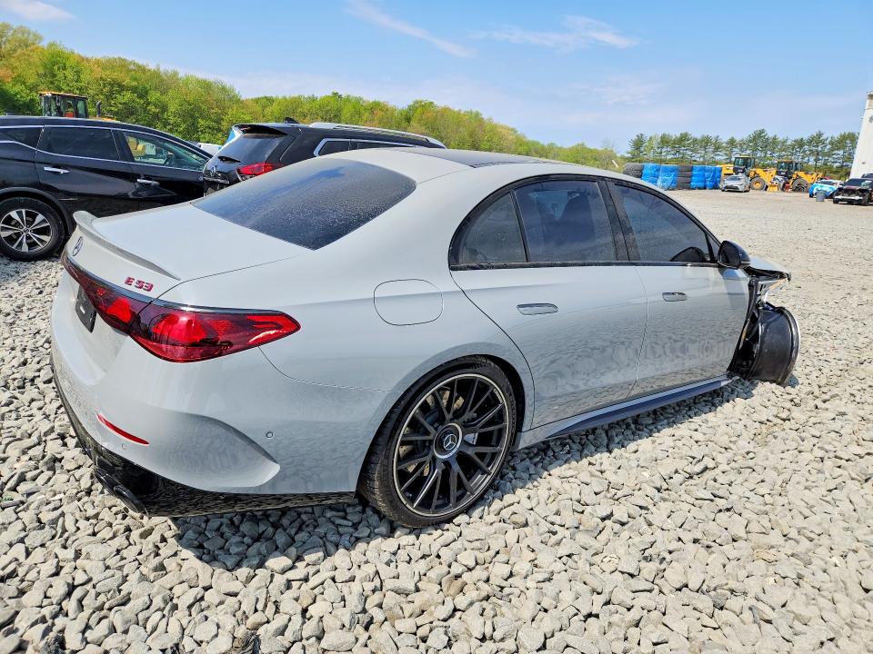2026 Mercedes-benz E მანქანა იყიდება აუქციონზე, vin: W1KLF6DB6TA214148, აუქციონის ნომერი: 50764166
