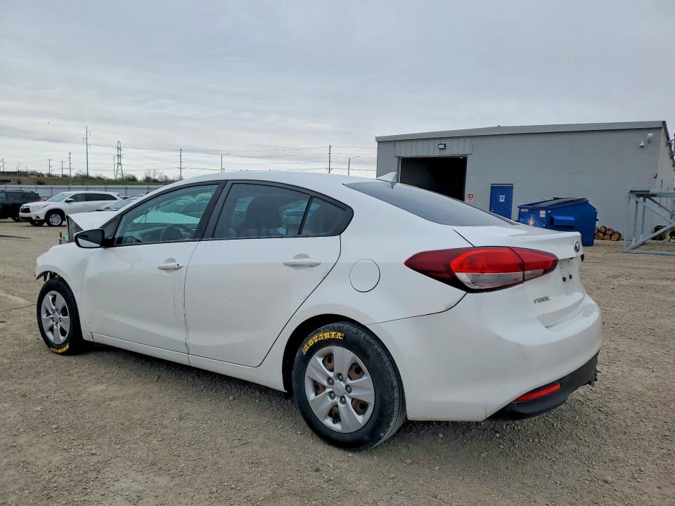 Продажа на аукционе авто 2017 Kia Forte, vin: 3KPFL4A78HE123312, номер лота: 49177266