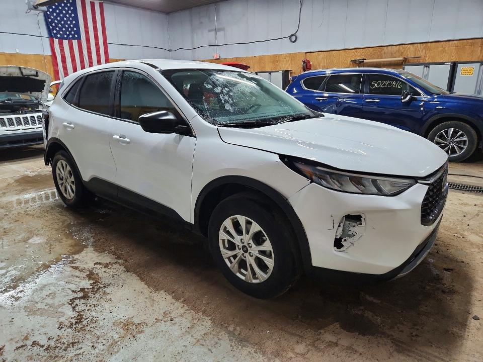 Продажа на аукционе авто 2023 Ford Escape, vin: 1FMCU9GN2PUA05870, номер лота: 49904406