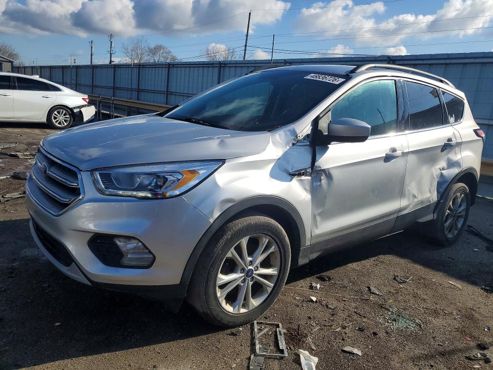 Продажа на аукционе авто 2017 Ford Escape, vin: 1FMCU0G9XHUE38207, номер лота: 48836726