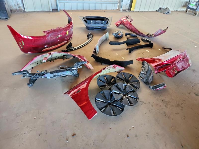 Продаж на аукціоні авто 2024 Tesla Model 3, vin: 5YJ3E1EBXRF835343, номер лоту: 49649356