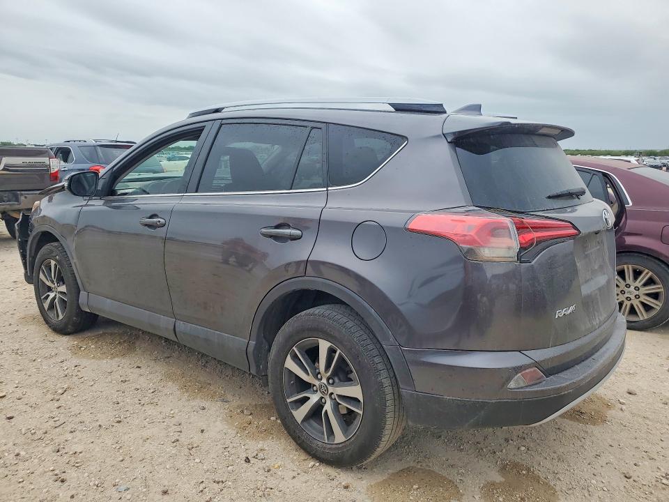 50323226 :رقم المزاد ، JTMWFREV5JJ730628 vin ، 2018 Toyota Rav4 مزاد بيع
