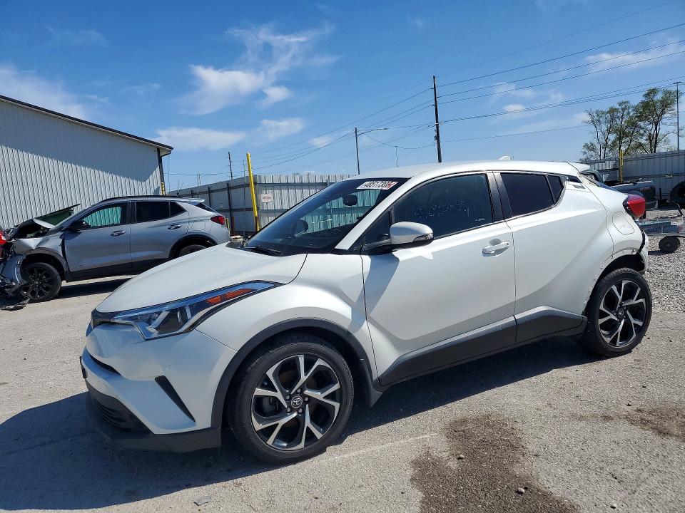 2018 Toyota C-hr მანქანა იყიდება აუქციონზე, vin: NMTKHMBX7JR050880, აუქციონის ნომერი: 48517306
