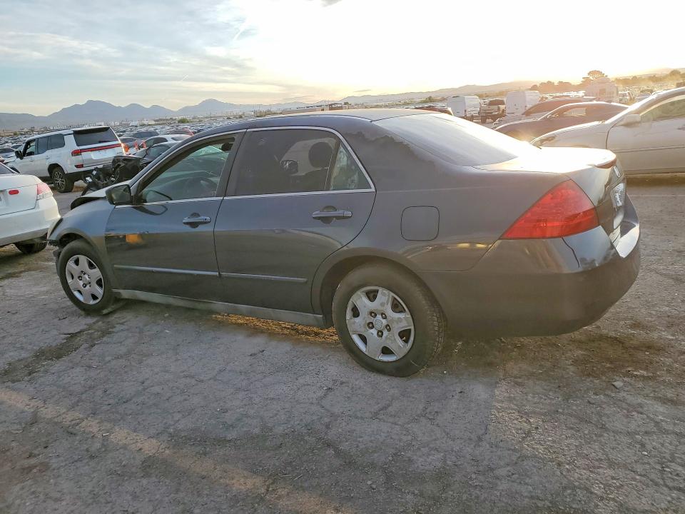 50254086 :رقم المزاد ، 1HGCM56457A227392 vin ، 2007 Honda Accord مزاد بيع