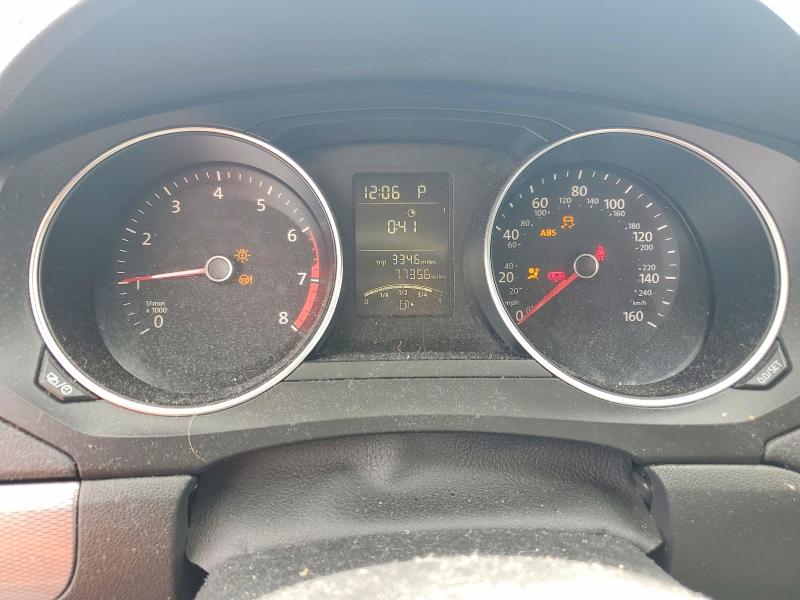 49786276 :رقم المزاد ، 3VW2B7AJXJM260243 vin ، 2018 Volkswagen Jetta مزاد بيع