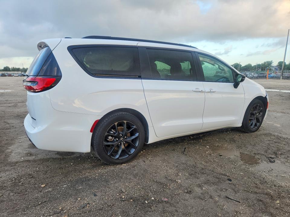 49577486 :رقم المزاد ، 2C4RC1GG7SR561439 vin ، 2025 Chrysler Pacifica مزاد بيع