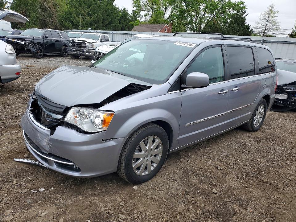 51322606 :رقم المزاد ، 2C4RC1BG8FR602349 vin ، 2015 Chrysler Town & Country مزاد بيع