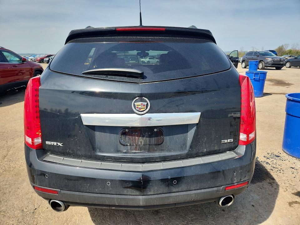50191346 :رقم المزاد ، 3GYFNBE39GS552152 vin ، 2016 Cadillac Srx مزاد بيع