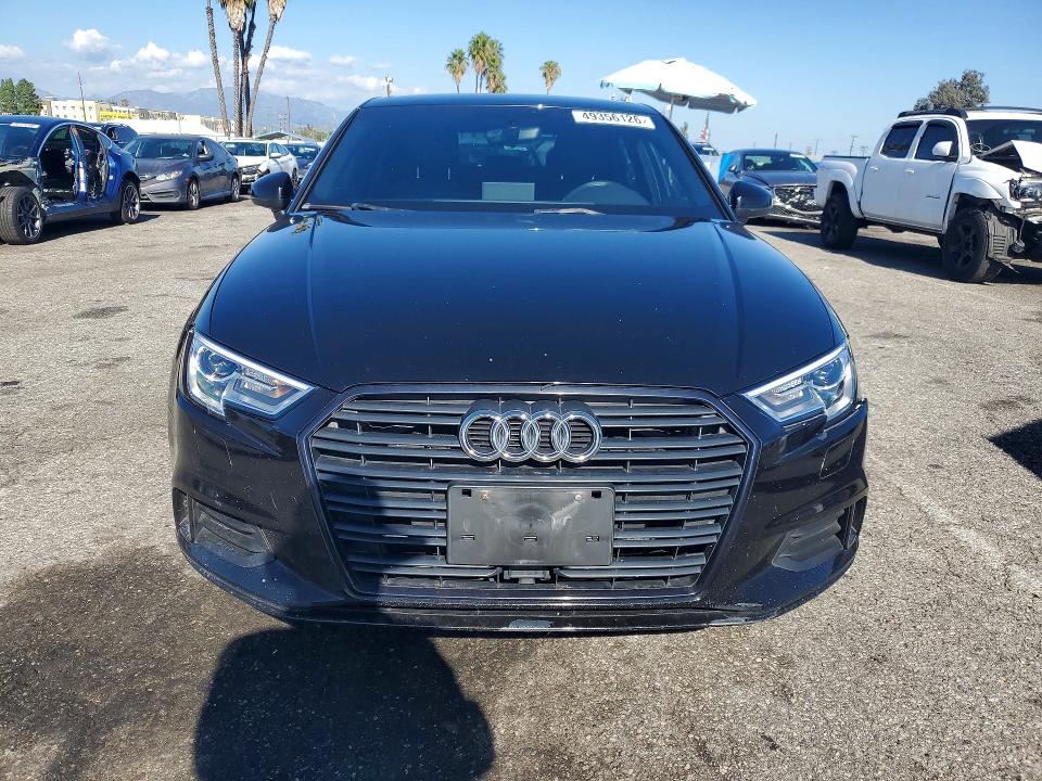 2019 Audi A3 მანქანა იყიდება აუქციონზე, vin: WAUAUGFF0KA099989, აუქციონის ნომერი: 49356126