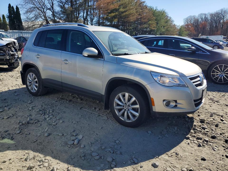 Aukcja sprzedaży 2011 Volkswagen Tiguan, vin: WVGBV7AX2BW560841, numer aukcji: 48829406