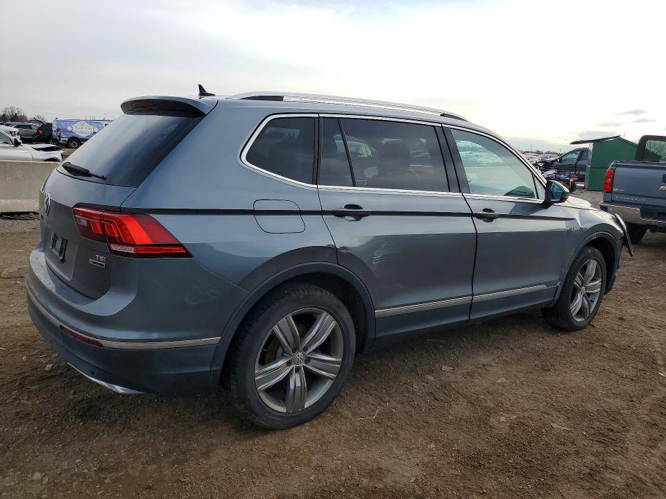 Продажа на аукционе авто 2018 Volkswagen Tiguan, vin: 3VV4B7AX3JM187685, номер лота: 48808686