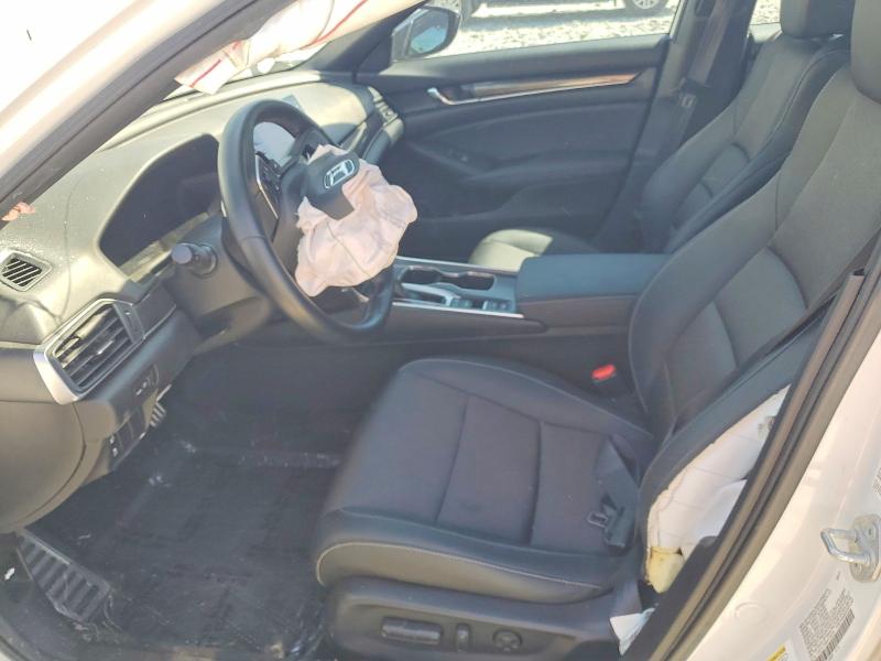 Продажа на аукционе авто 2021 Honda Accord, vin: 1HGCV1F38MA106235, номер лота: 51105826