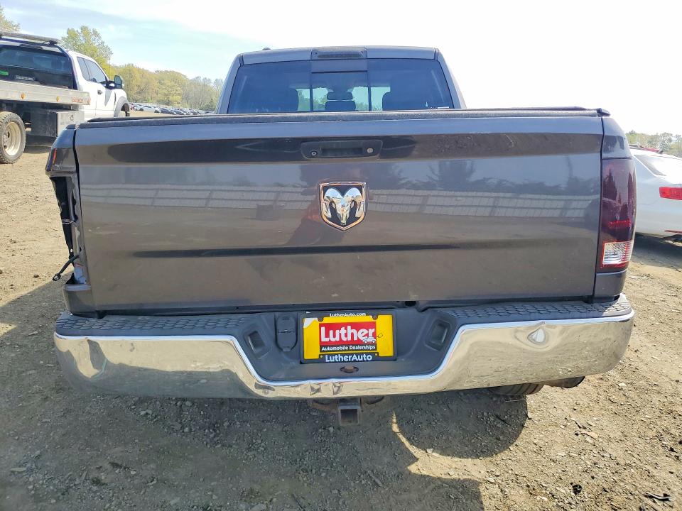 50237676 :رقم المزاد ، 1C6RR7GG4GS300655 vin ، 2016 Ram 1500 مزاد بيع