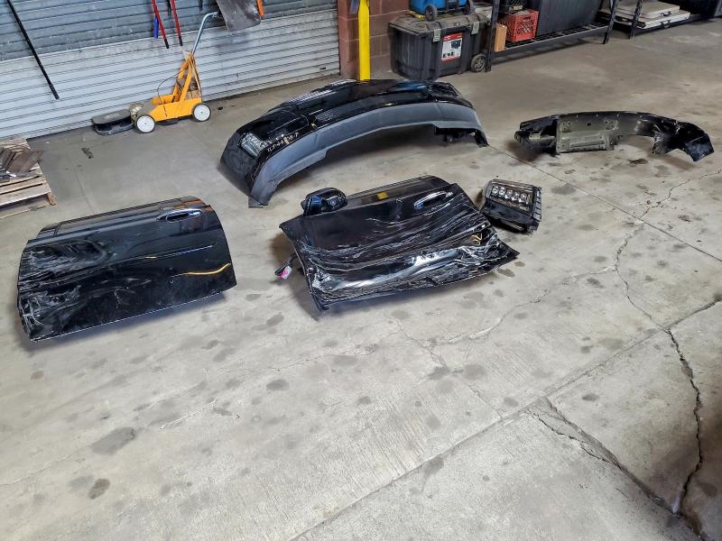 49800406 :رقم المزاد ، 1GYS3JKJ3LR295763 vin ، 2020 Cadillac Escalade مزاد بيع