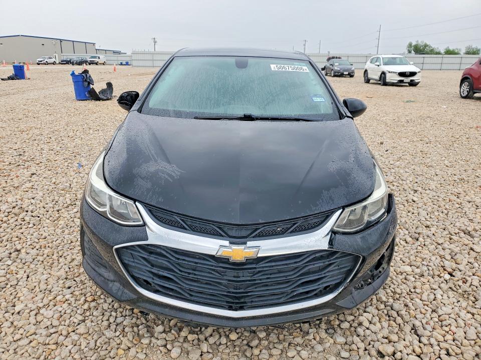 50675006 :رقم المزاد ، 1G1BC5SMXK7102907 vin ، 2019 Chevrolet Cruze مزاد بيع